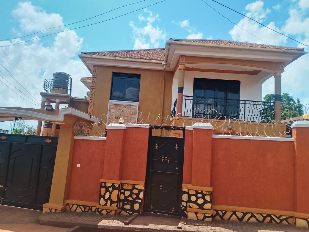 Luxury Villa Kololo